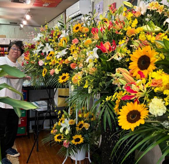 「フルールアベ」　（徳島県徳島市）の花屋店舗写真3